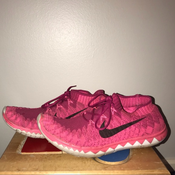 nike sock running shoes